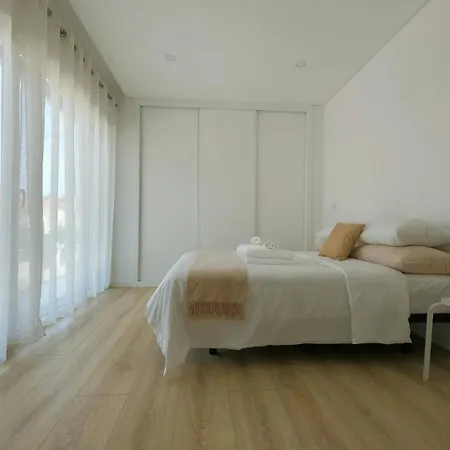 Aroeira Nest | 3-bedroom With Pool & Bbq * Almada