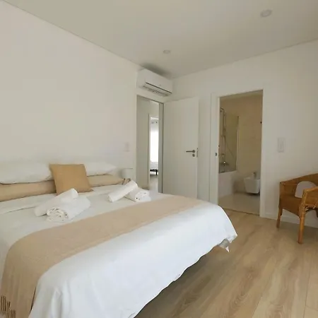 Aroeira Nest | 3-bedroom With Pool & Bbq Almada